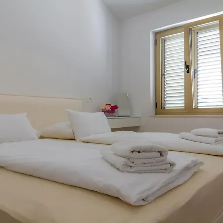 Royal Hotel Supetarska Draga